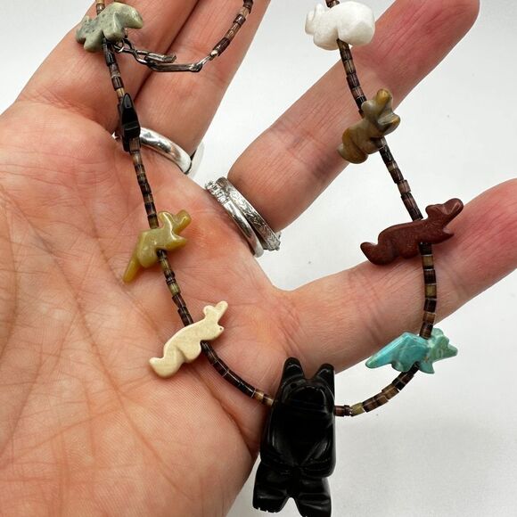 Vintage Zuni-style Fetish Carved Heishi beaded necklace! - Picture 7 of 15